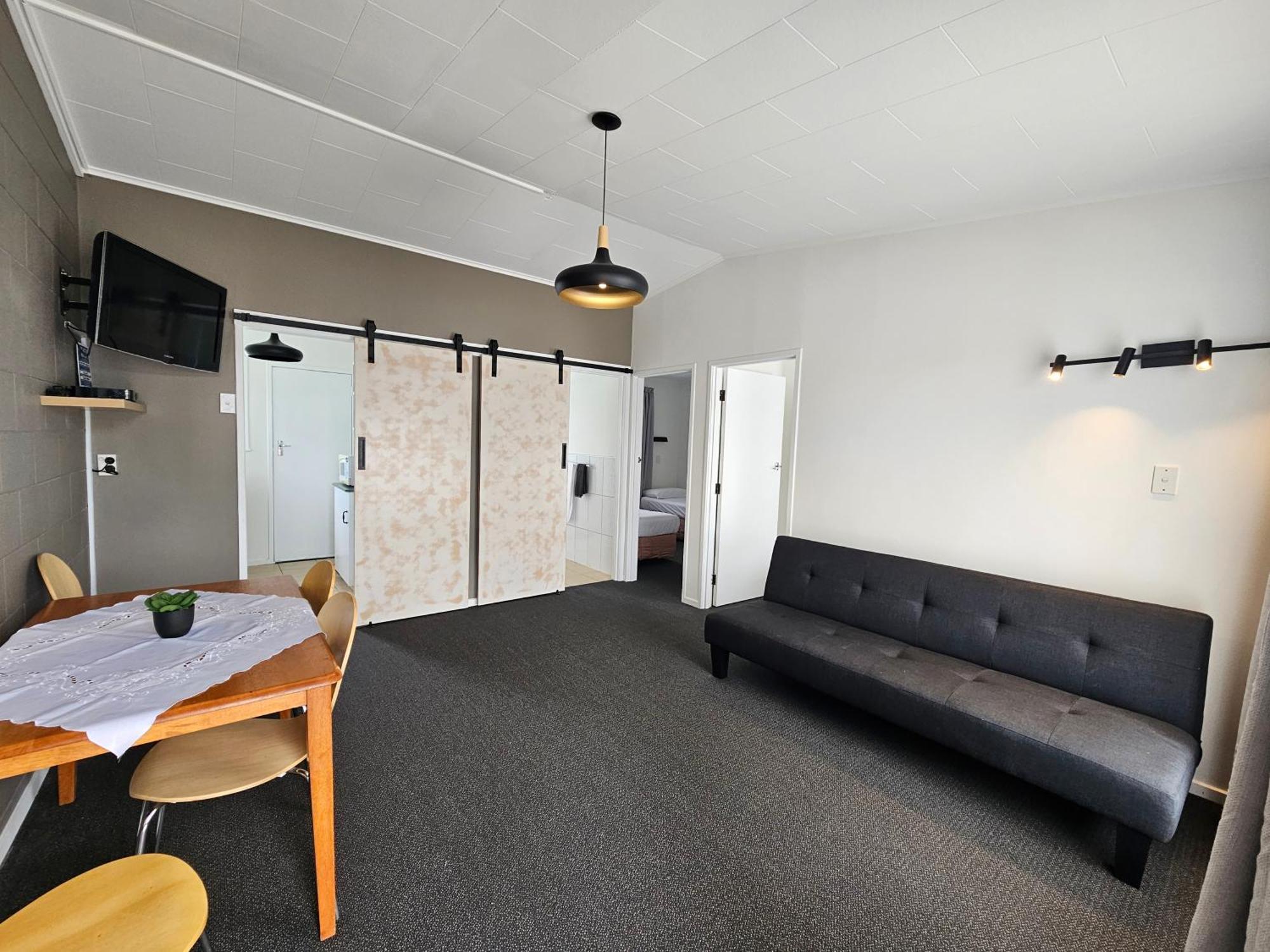 Frimley Lodge Motel 세인트레오나드 외부 사진